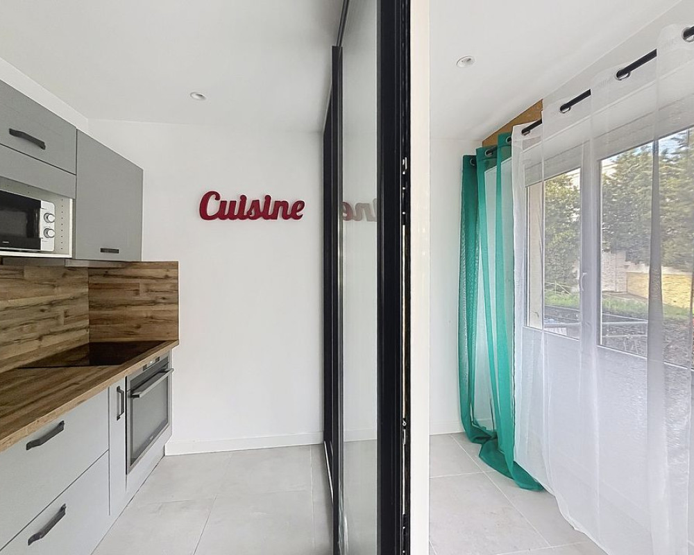 Apartment  - 2 rooms  - 62.08 mÂ² -  â¬364,000 - For sale 