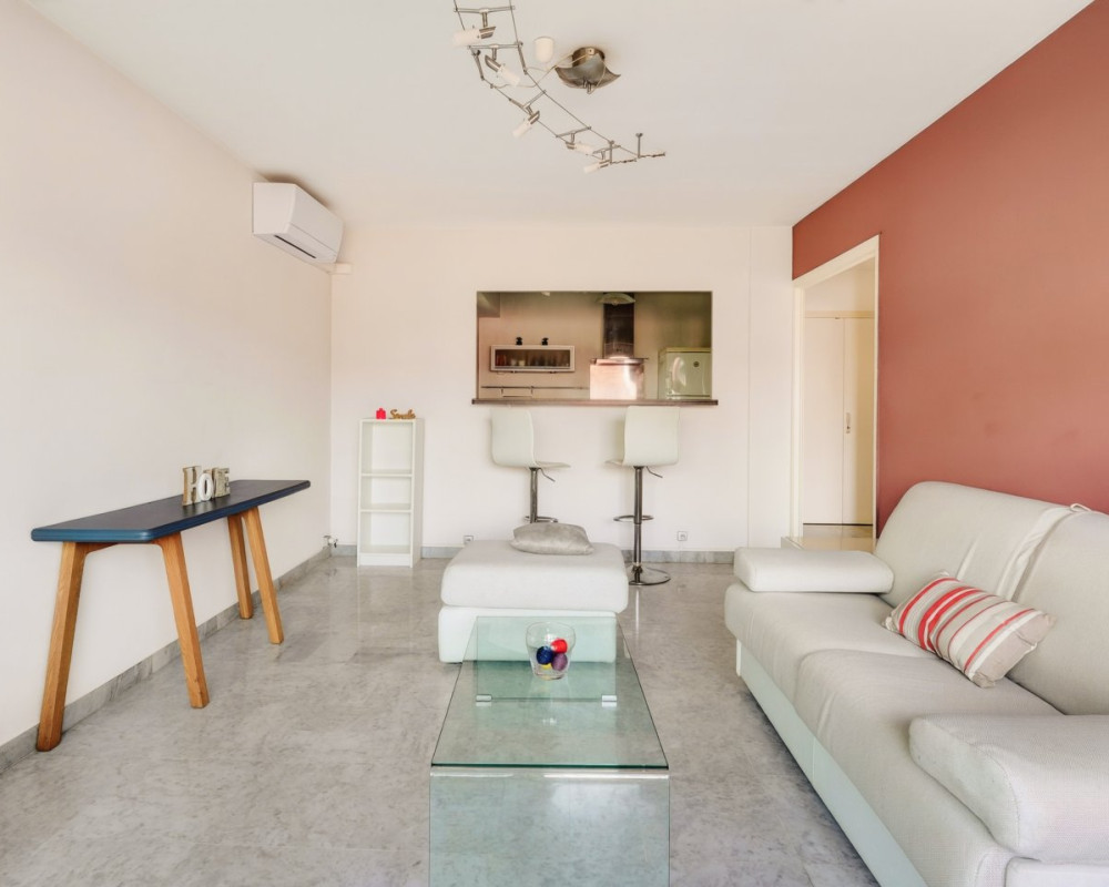 Apartment  - 2 rooms  - 48.4 m² -  €239,000 - For sale 