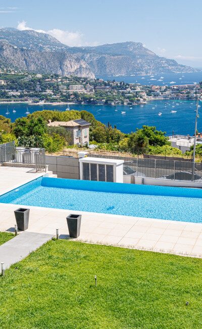 Luxury villa with Art Deco architecture and sea view in Mont Boron, Nice