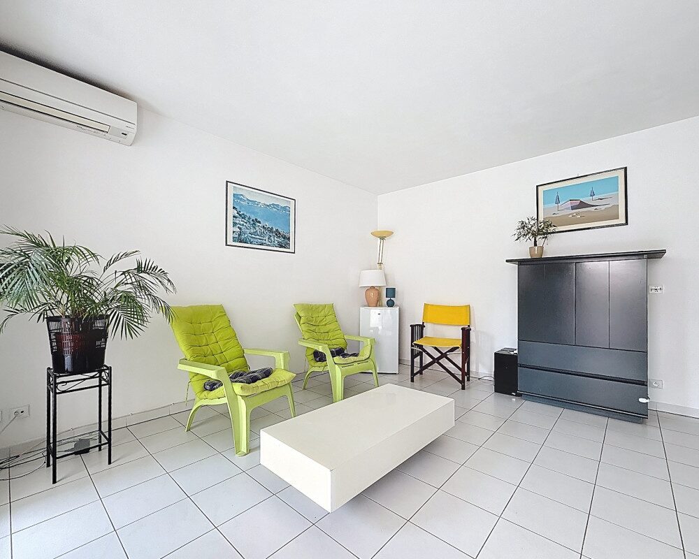 Nice Cimiez - 3 bedrooms corner apartment with garage in Cimiez