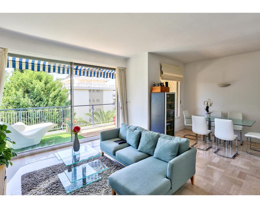      Heart Cimiez - Charming Apartment of 63 sqm in the Prestigious 