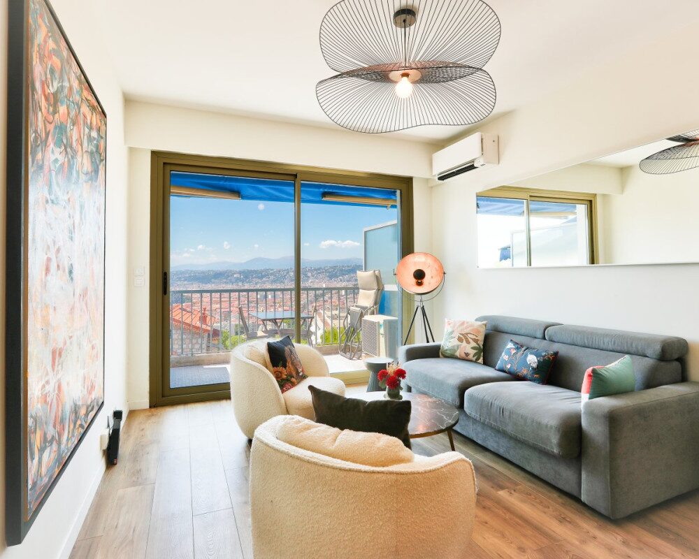 NICE - Mont Boron - Magnificent 2-room apartment with terrace and panoramic sea view    