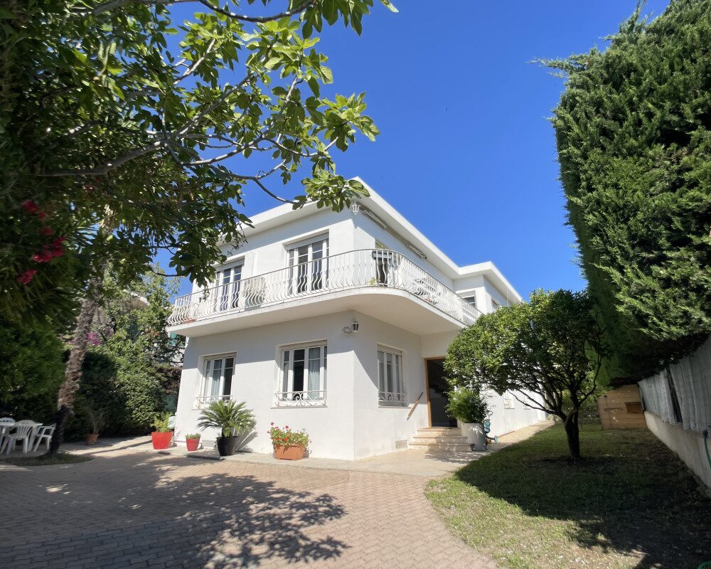 Nice Cimiez - Charming Detached House in the Heart of Domaine Amouroux