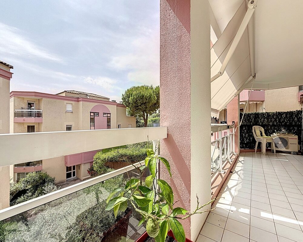 Nice Cimiez - 3 bedrooms corner apartment with garage in Cimiez