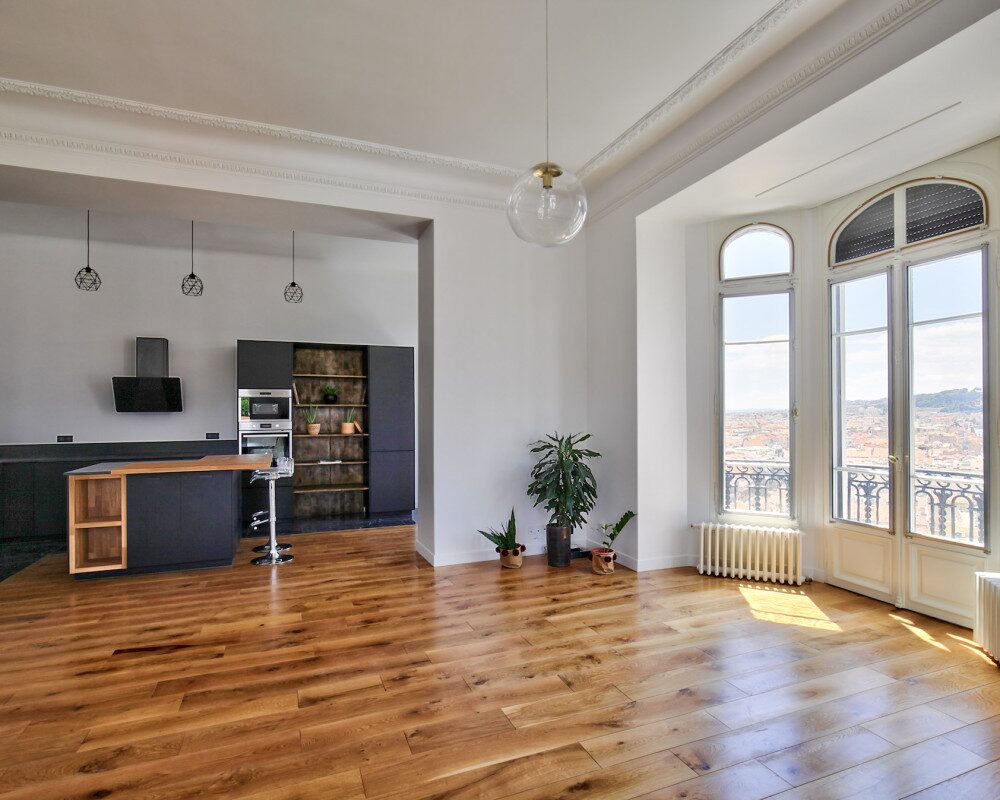 Lower Cimiez - Beautiful Bourgeois Apartment 133 sqm Panoramic Sea and City View 