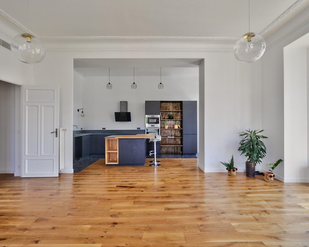 Lower Cimiez - Beautiful Bourgeois Apartment 133 sqm Panoramic Sea and City View 
