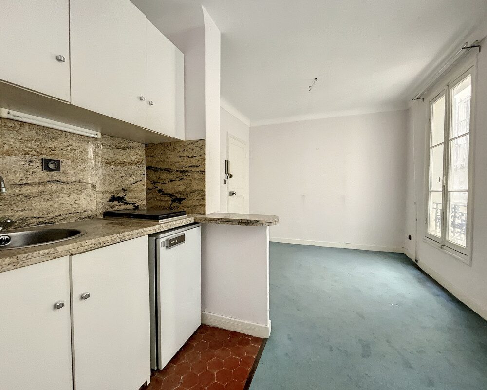  Studette 14,37 sqm in the Annex in a Beautiful Palace in the Heart of Cimiez               