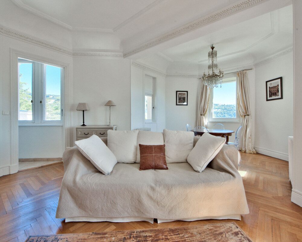 Nice - GAIRAUT / CHATEAU D'AZUR - Your One Bedroom Apartment in a Castle                  