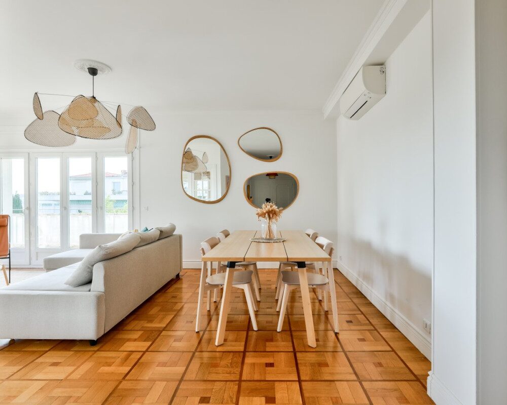 Nice Cimiez – Magnificent Renovated 2-Bedroom Apartment in a Prestigious Residence