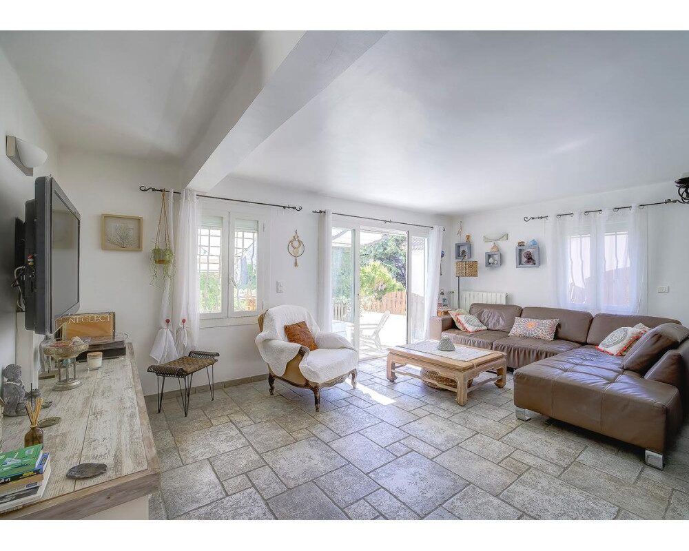 House  - Semi-detached house  - 7 rooms  - 137.0 mÂ² -  â¬849,000 - Sold 