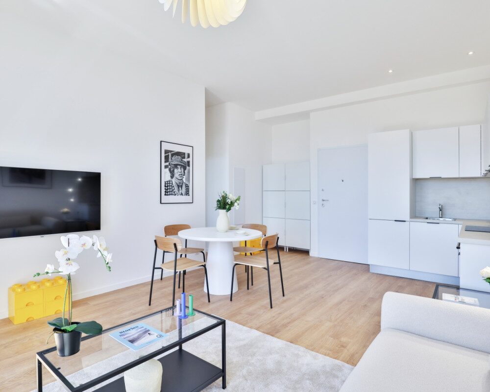 Apartment  - 3 rooms  - 59.08 mÂ² -  â¬385,000 - Sold 