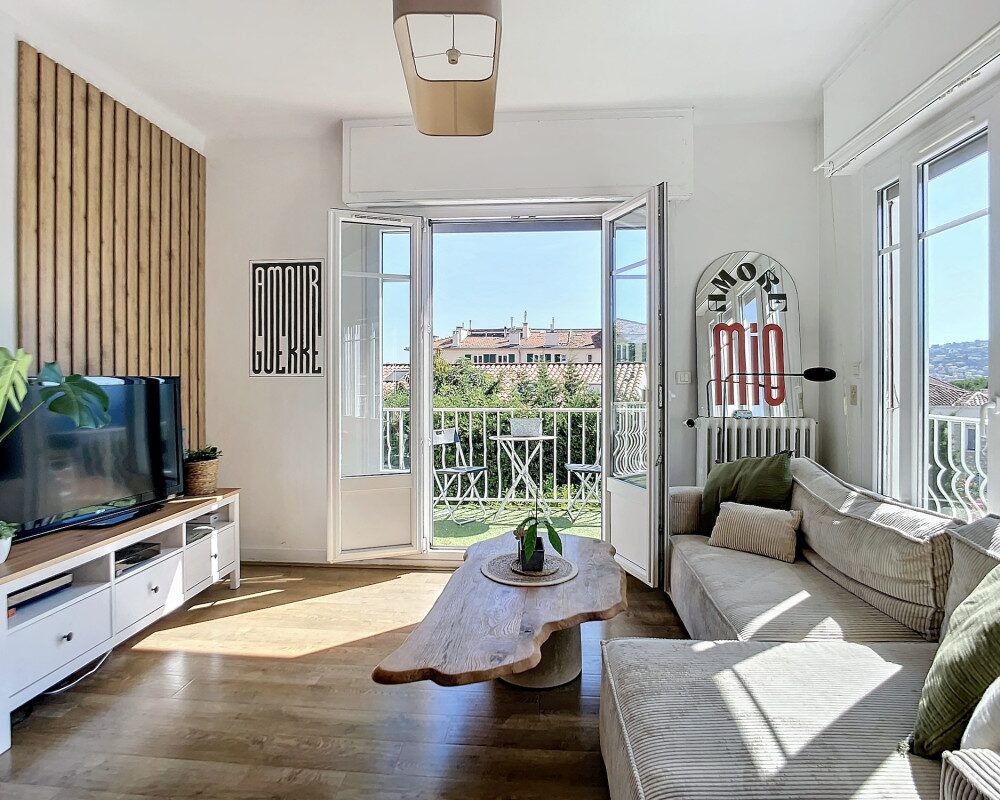 Nice Cimiez - Charming Detached House in the Heart of Domaine Amouroux