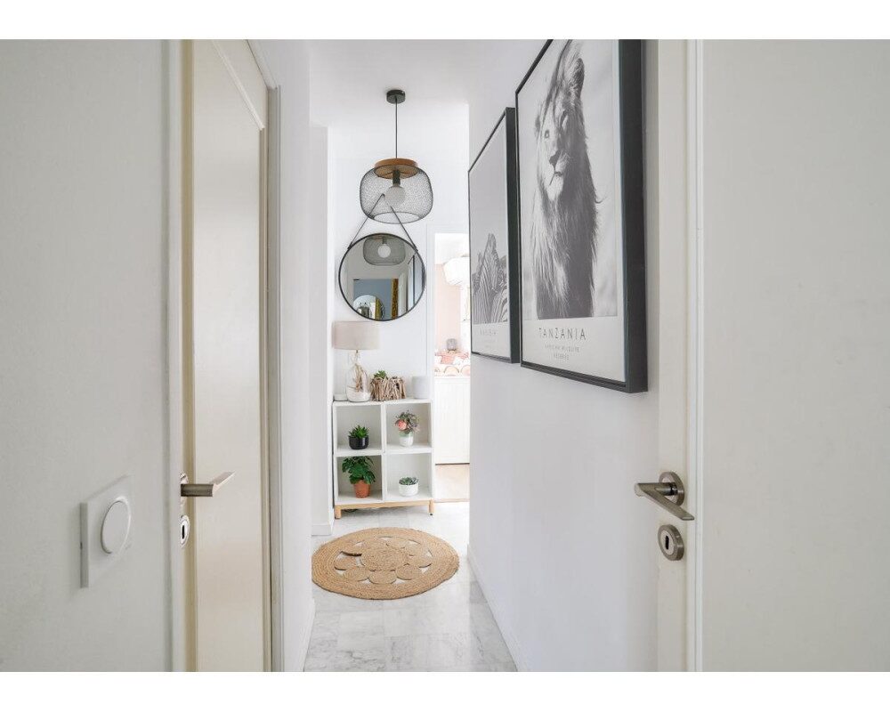 Nice Cimiez - Beautiful Fully Renovated 3 Bedroom Apartment 110 sqm  in a Residence with Garden