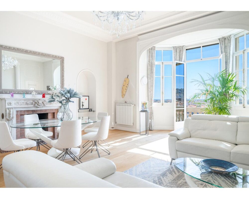 NICE Cimiez - Large 130 sqm 3 Bedroom Apartment with Sea View