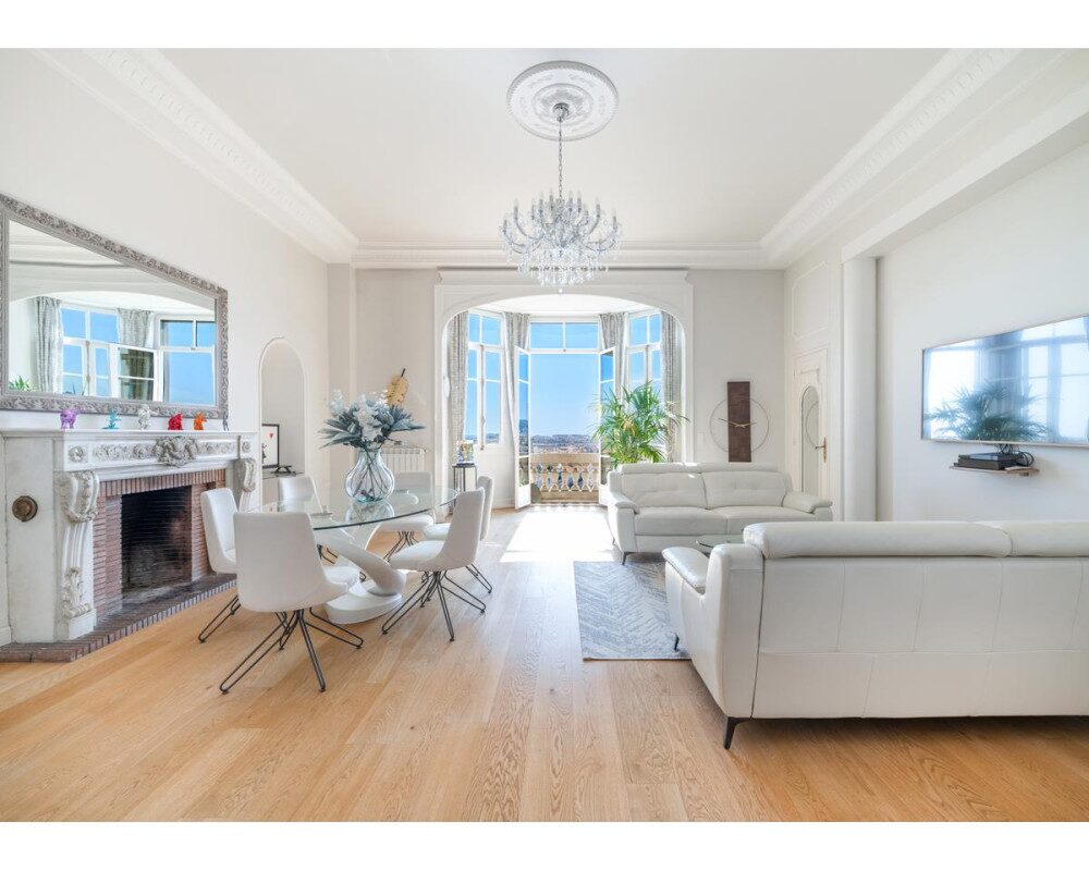 NICE Cimiez - Large 130 sqm 3 Bedroom Apartment with Sea View