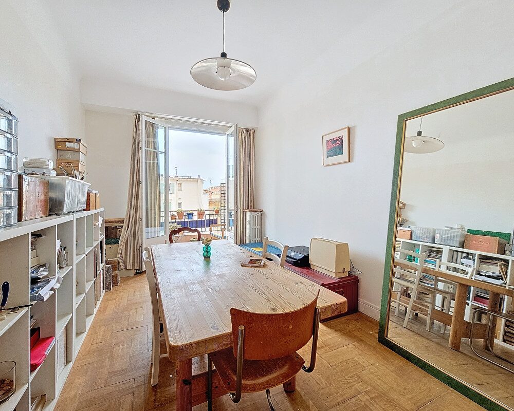 Apartment  - 3 rooms  - 109.0 mÂ² -  â¬695,000 - Sold 