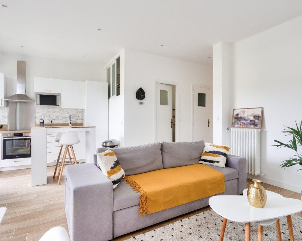 Nice Baumettes - One Bedroom Apartment with Terrace near University