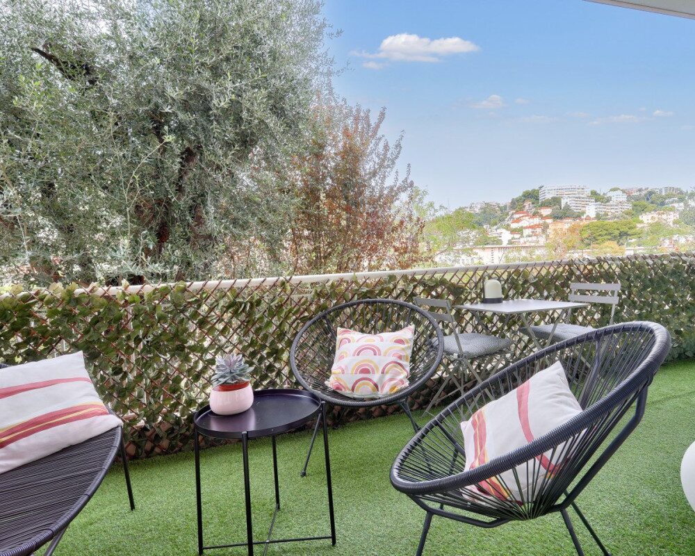 Nice Baumettes - One Bedroom Apartment with Terrace near University