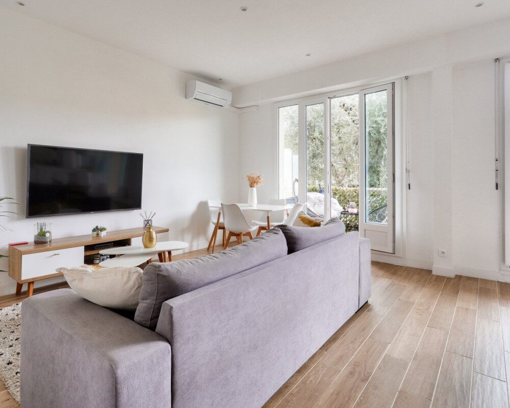 Nice Baumettes - One Bedroom Apartment with Terrace near University