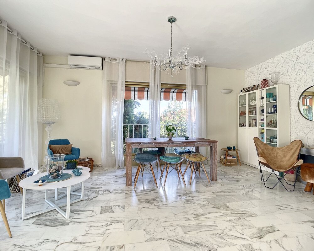 Nice Heart Cimiez - Bright 2 / 3 Bedroom 98 sqm in absolute calm          