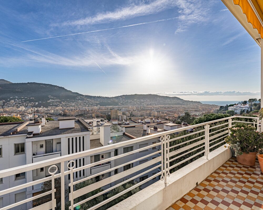 Apartment  - Apartment  - 2 rooms  - 61.0 mÂ² -  â¬335,000 - Sold 