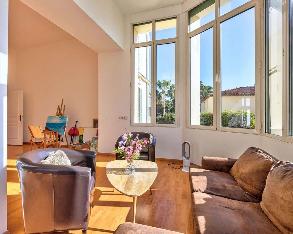 Apartment  - 2 rooms  - 64.53 mÂ² -  â¬375,000 - Sold 
