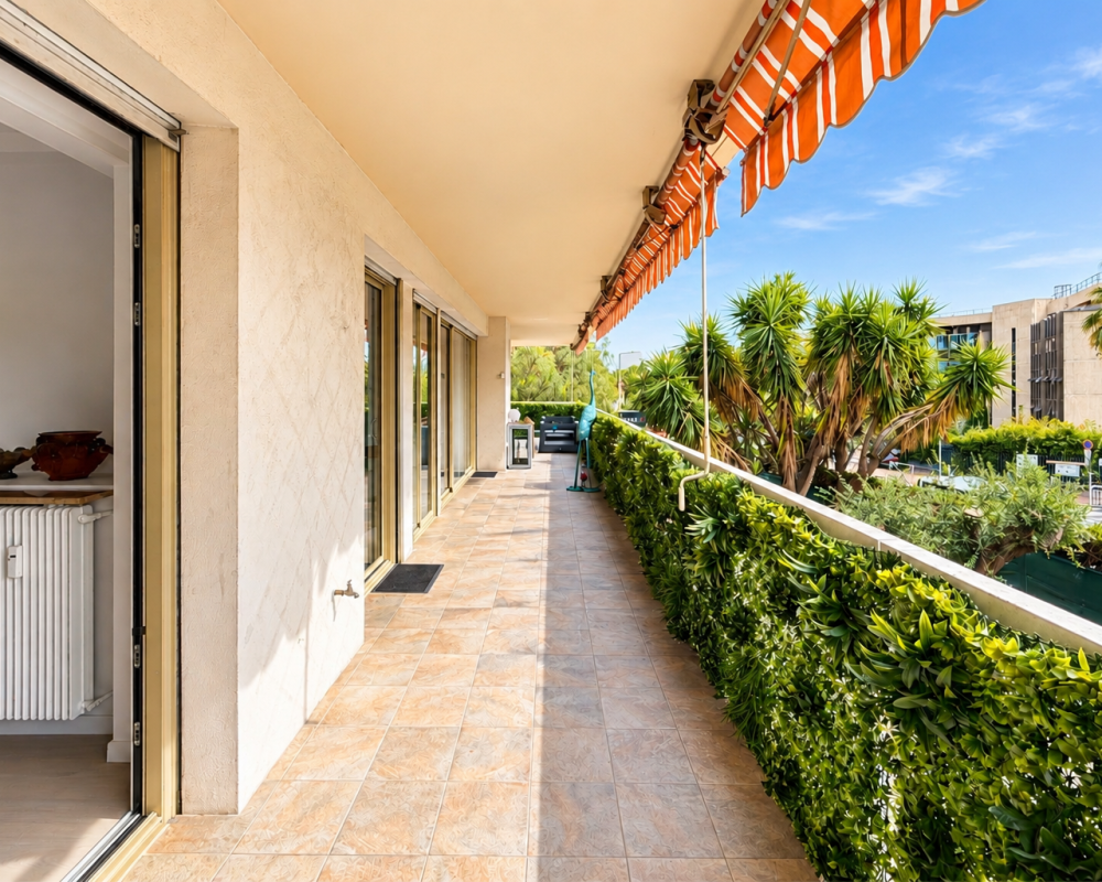 Apartment  - 5 rooms  - 122.78 mÂ² -  â¬710,000 - For sale 