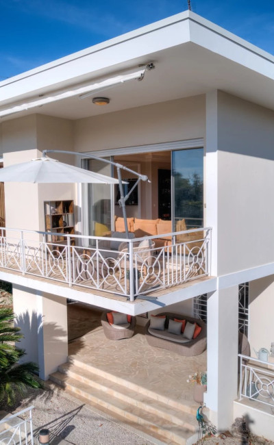 Nizza Cimiez Villa di 6 Locali in Vendita Zona St George