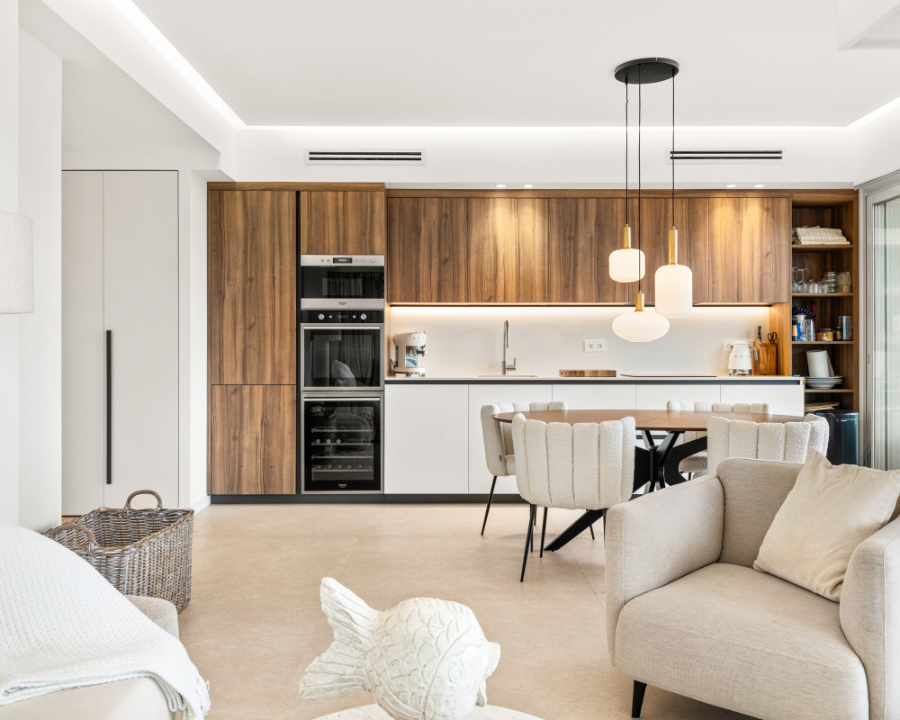 Nizza â Mont Boron â Ampio trilocale di 88 mÂ² completamente ristrutturato, con terrazza e vista panoramica sulla Baia degli Angeli