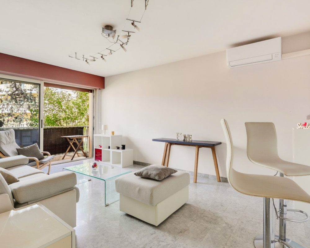 Appartement  - 2 pièces  - 48.4 m² -  239 000 € - À vendre 