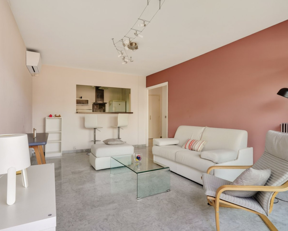 Appartement  - 2 pièces  - 48.4 m² -  239 000 € - À vendre 