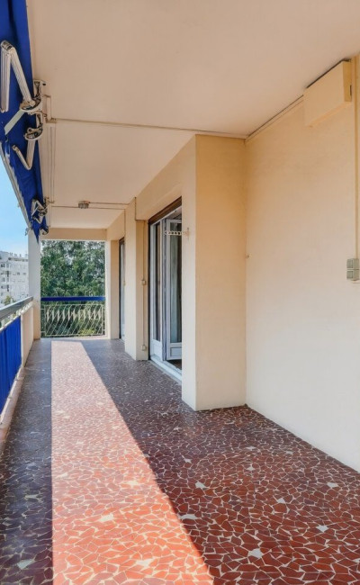 Appartement 4 pièces Nice Cimiez Flirey terrasse garage