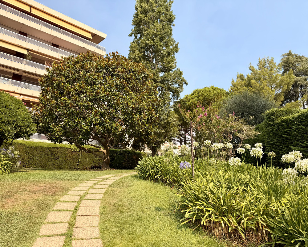 Appartement  - 4 piÃ¨ces  - 125.0 mÂ² -  1 150 000 â¬ - Ã vendre 