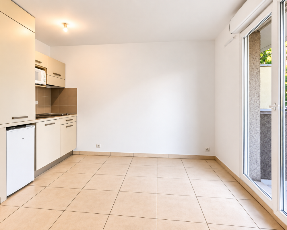 Nice - Riquier - Coquet studio de 21 m² dans une résidence avec gardien et piscine