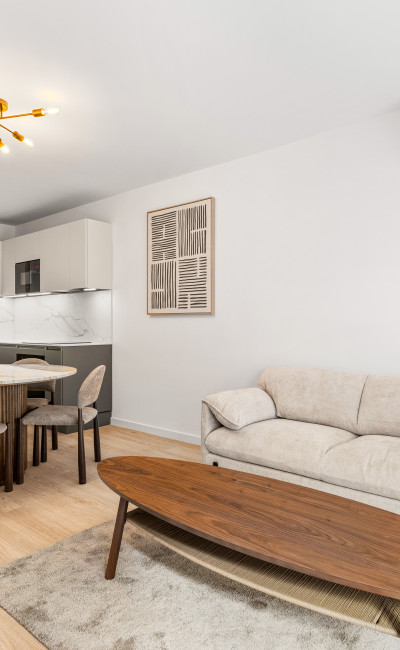 appartement 3 pièces 60 m² rénové Nice Le Port