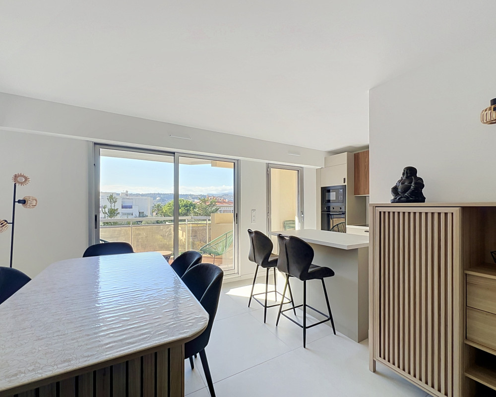 Appartement  - 3 piÃ¨ces  - 67.19 mÂ² -  1 950 â¬/mois CC - Ã louer 