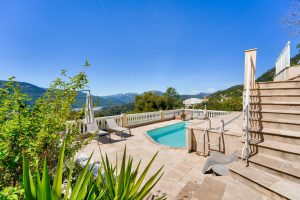 Collines niçoises – Castagniers – Villa 6 Locali 180 m² con vista panoramica