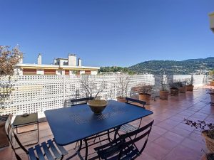 Terrazza sul tetto con vista panoramica!