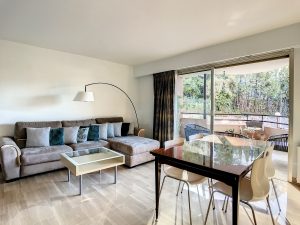 Cimiez – 2 Pièces meublé avec goût – Terrasse et garage