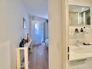 Nice Rimiez – Very nice 3 Bedroom Apartment 111 sqm in a Luxury Residence with Swimming Pool