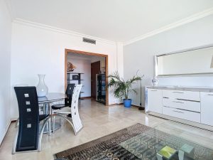 Nice Heart of Cimiez – Pleasant 2 Bedroom Apartment on a High Floor with Terrace, Sea and Garden View