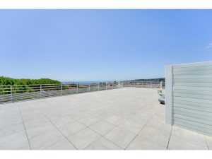 Nice Cimiez – Rare – Toit-terrasse avec espace de vie de 197 m2 et ses deux immenses terrasses