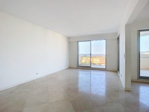 Nice Cimiez Top floor Renovated 2 bedroom Apartment with Met and City views