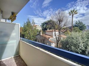 Nizza Cimiez Flirey – Spazioso appartamento di 2 locali 60 m² in una residenza tranquilla e sicura