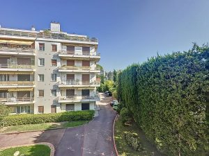 Nizza Cimiez – Affascinante 2 camere 57m2 da ristrutturare