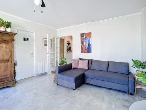 NICE – CIMIEZ – Appartement en dernier étage avec grande terrasse et vue mer et collines