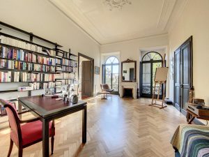 Bas Cimiez Carabacel – Appartement atypique dans Palais bourgeois