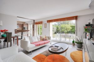 Nizza – Splendido appartamento di 4 locali di 108 m2 a livello del giardino in un residence con piscina