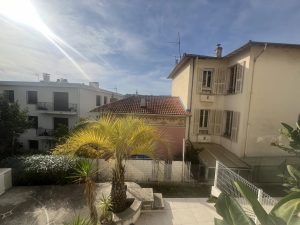 Nice – Appartement 2 pièces 51 m² Gairaut dernier étage