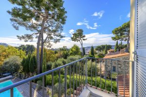 NICE CIMIEZ – Grande maison individuelle avec piscine entourée de jardin